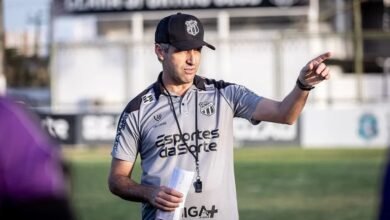 Partida decisiva entre Ceará e Cruzeiro pela permanência na Série A do Campeonato Brasileiro.