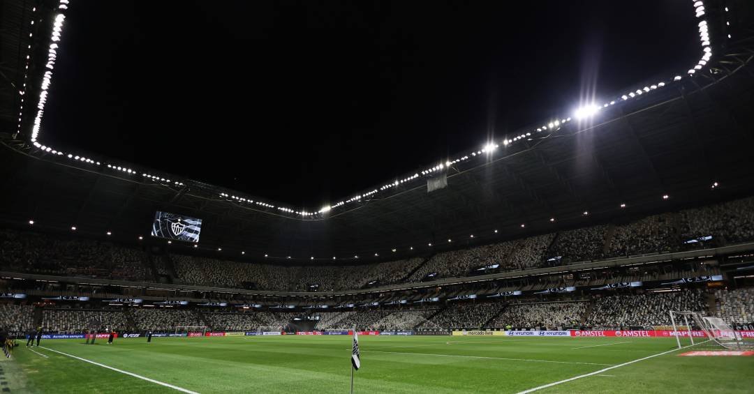 Jogos de hoje, quarta, 12 de novembro: onde assistir futebol ao vivo e horários