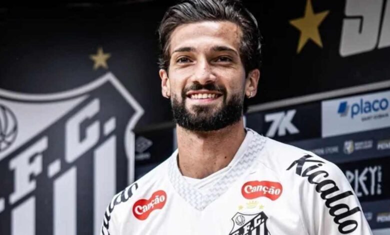 Criticado, mas útil; por que Lautaro Díaz deve seguir nos planos de Vojvoda