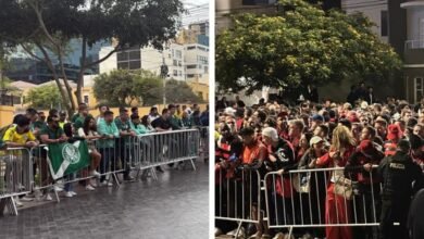 Torcedores do Palmeiras e Flamengo enfrentam desafios em Lima durante a final da Libertadores, destacando a paixão e adversidades enfrentadas em um dos maiores eventos de futebol da América do Sul.