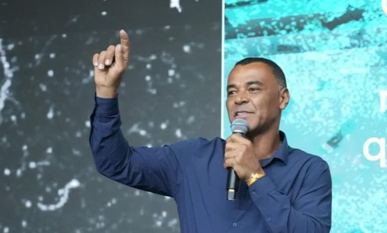 Cafu analisa o equilíbrio e a imprevisibilidade no confronto entre Palmeiras e Flamengo na final da Libertadores.