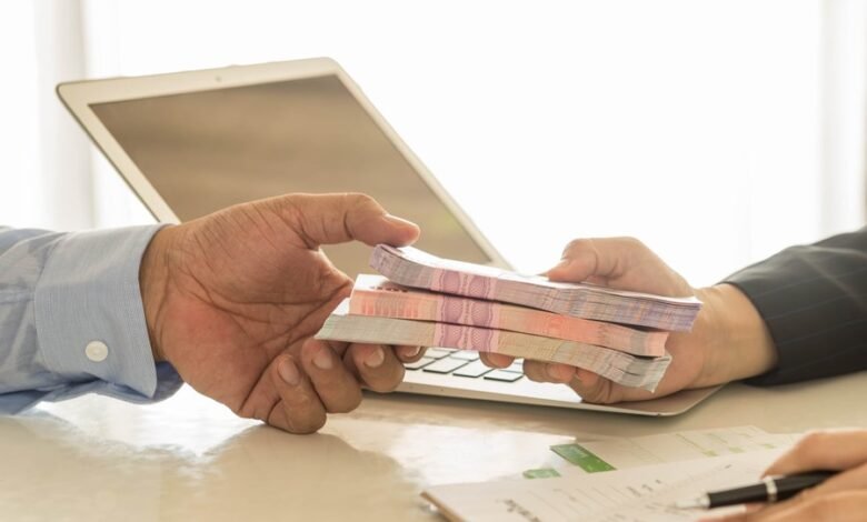 12 empresas são advertidas por abuso, aponta Febraban