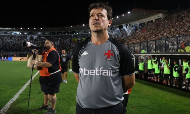 Fernando Diniz detona atuação do Vasco em clássico: "Não fizemos nada"