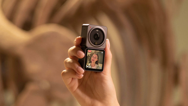 Imagem da câmera DJI Osmo Action 6 destacando seu design avançado, tecnologia inovadora e capacidade de competir com a GoPro no mercado de câmeras de ação.