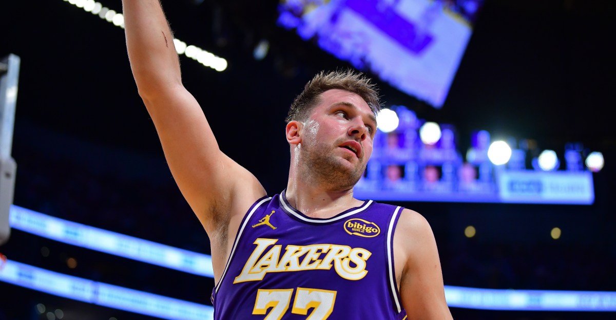 Lakers vs Hawks Preview: Injury Report, TV Stream, How To Watch