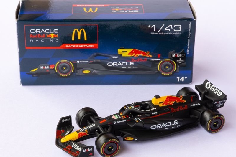 McDonald's e Red Bull lançam parceira em miniatura de F1