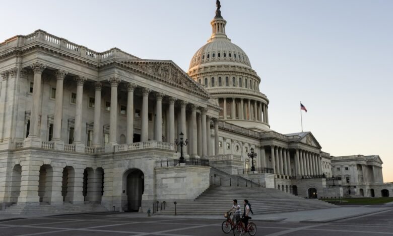 Em votação preliminar, senadores americanos aprovam acordo para acabar com 'shutdown' nos EUA