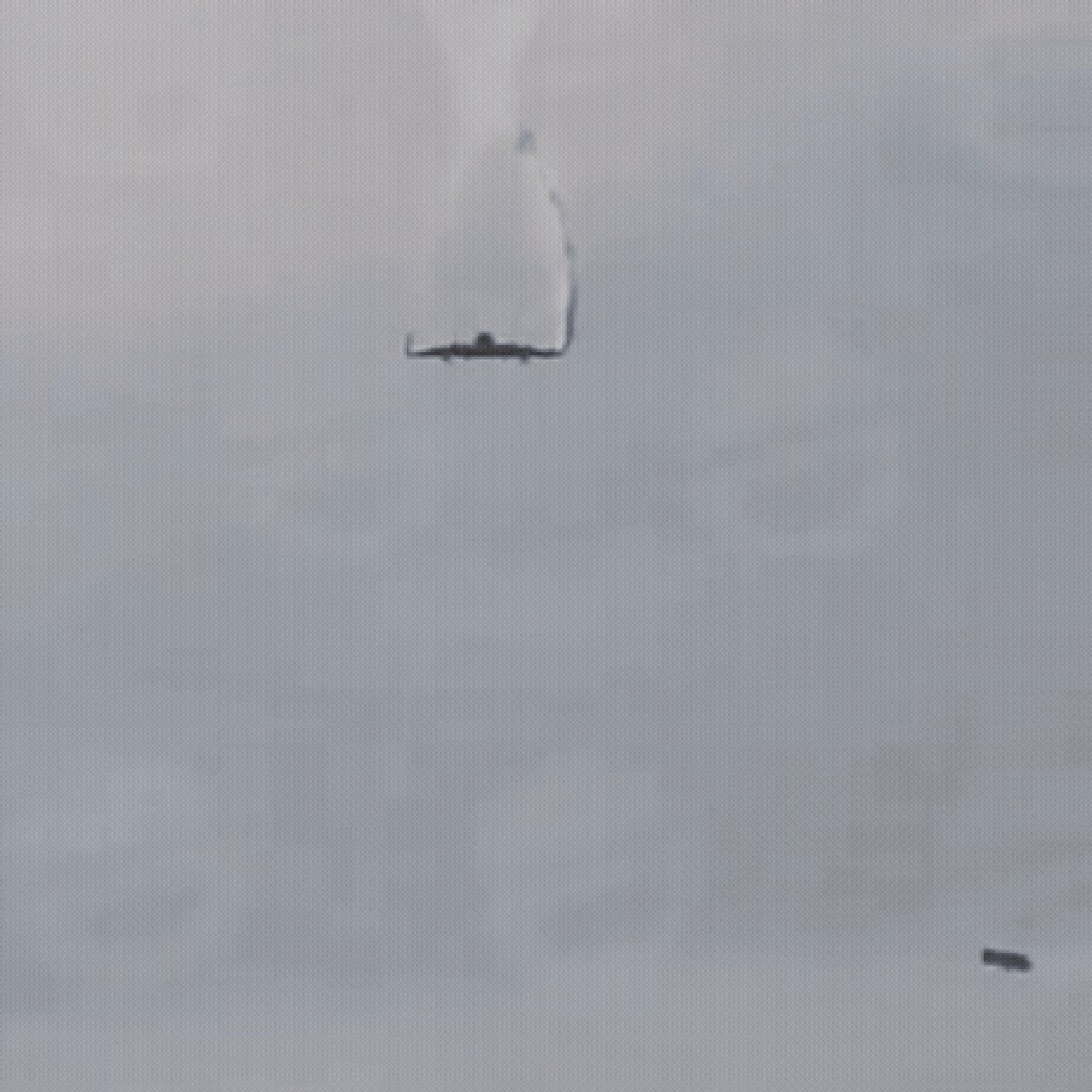 Avião militar turco cai na fronteira entre Geórgia e Azerbaijão; veja vídeo