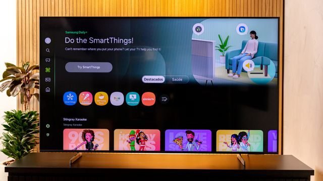Smart TVs da Samsung agora integram Google Fotos com IA e recursos avançados, resultado da parceria entre Samsung e Google.