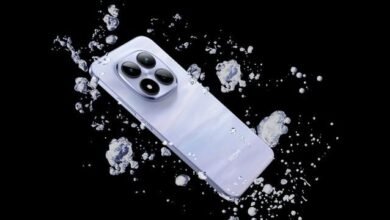 Imagem de um smartphone Redmi Note 15 Pro exibindo detalhes de design e funcionalidades conforme vazamento sobre sua versão global.