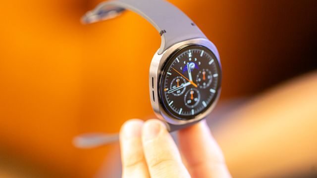 Galaxy Watch8 com desconto exclusivo em oferta, destacando-se como uma das principais opções de smartwatches da Samsung.
