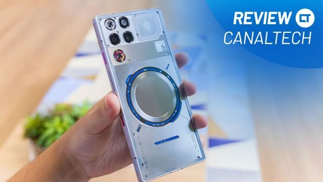 Smartphone RedMagic 11 Pro exibindo seu poder de processamento em jogos, destacando-se como um dispositivo de alto desempenho para gamers.