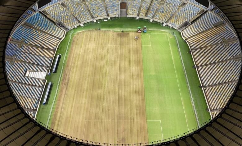 Revitalização do gramado do Maracanã para a temporada de 2026, destacando melhorias na infraestrutura do estádio icônico.