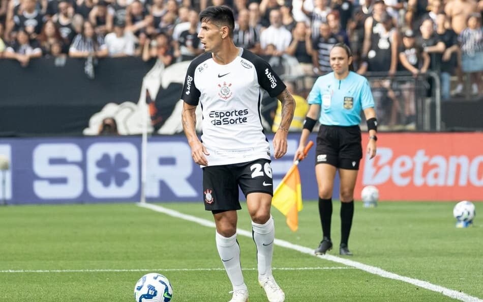 Futuro de Angileri no Corinthians em dúvida por problemas de renovação contratual. Saiba mais sobre os detalhes das negociações entre Angileri e o Corinthians.