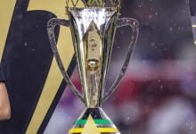 Jogadores do Corinthians se preparam para o confronto decisivo contra o Flamengo na Supercopa do Brasil, destacando o espírito competitivo da equipe.