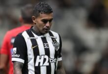 Atlético-MG e Palmeiras empatam em 1x1 na estreia do Brasileirão 2023, em jogo marcado por polêmica envolvendo o VAR