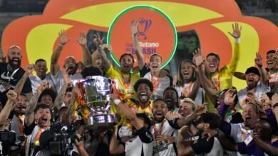 Cena do documentário 'Su Casa, Mi Casa' destacando a histórica vitória do Corinthians na Copa do Brasil.