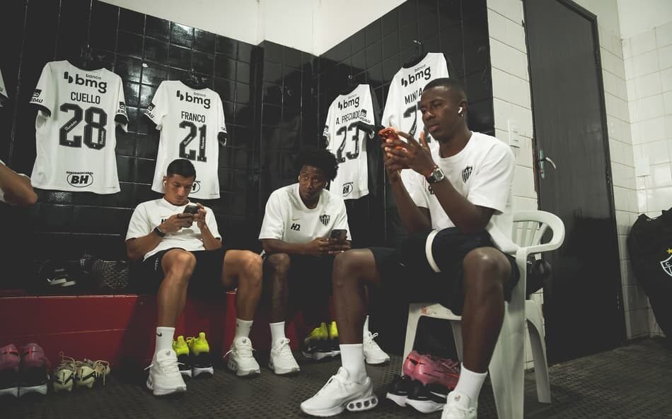 Atlético-MG se prepara para semana decisiva com partidas importantes no Brasileirão e Campeonato Mineiro, destacando a importância dos confrontos para a temporada.