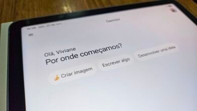 Uma representação visual do conceito de parceria entre inteligência artificial e aprendizado humano, destacando oito maneiras de usar o Gemini para aprimorar o processo de estudo até 2026.