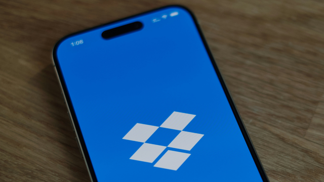 PDF malicioso utilizado em golpe de phishing no Dropbox para roubo de senhas e evasão de antivírus