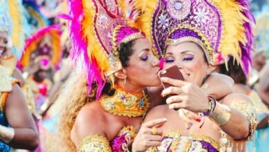 Guia de segurança digital para proteger seu celular e dados durante o Carnaval: Dicas práticas para foliões conectados.