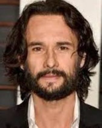 rodrigo-santoro-l